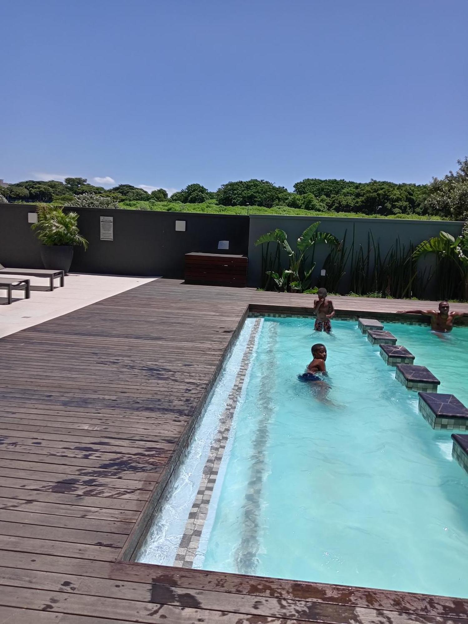 Tranquility At The Heart Of Umhlanga Apartamento
